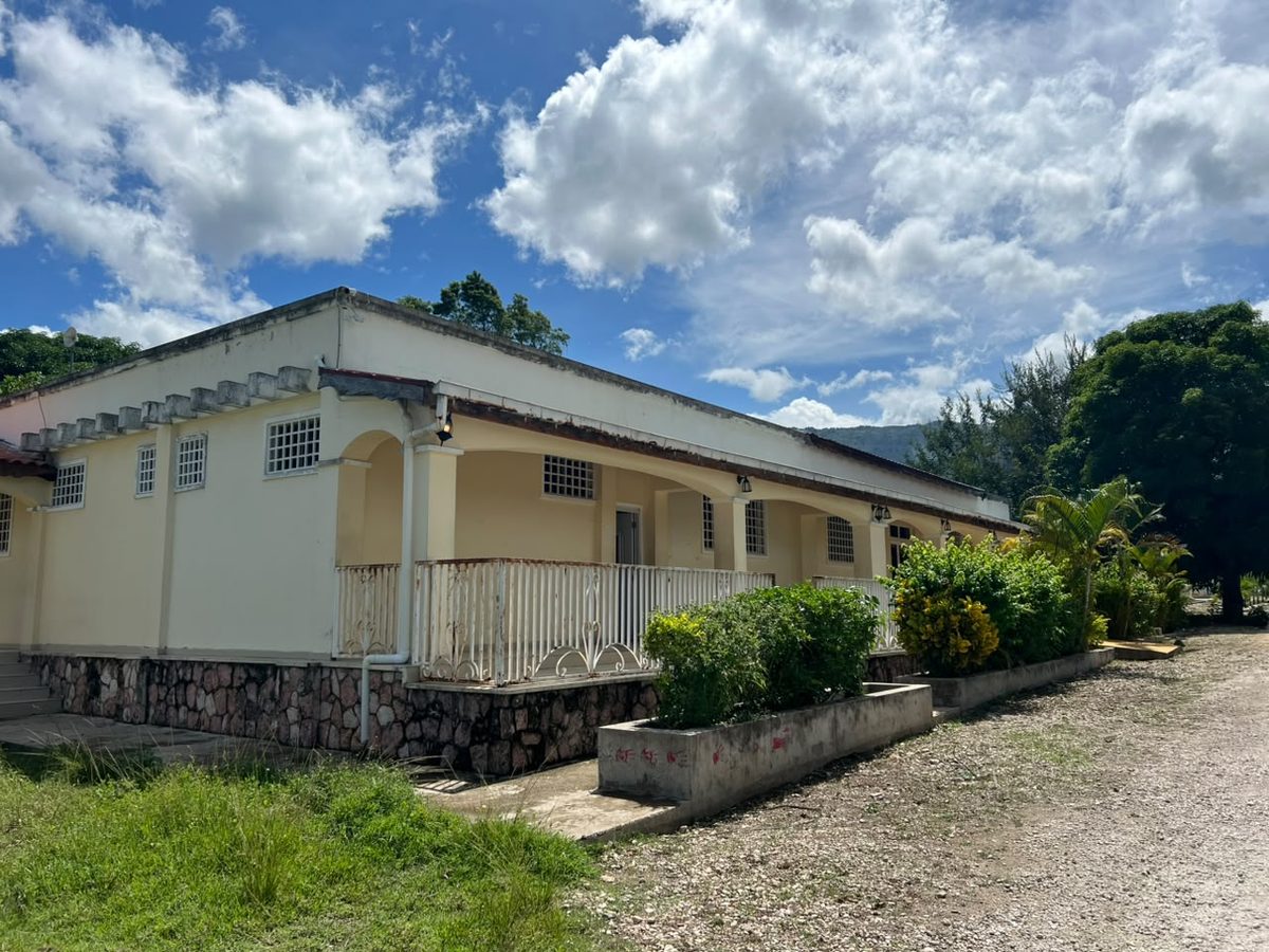 Antenne Petit-Goâve (Vialet) - photo 2